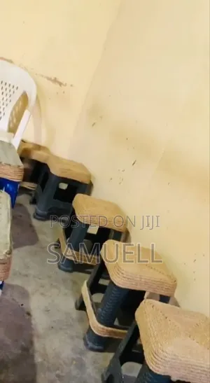 የሚሸጥ ምግብ ቤት ከነ ሙሉ እቃው