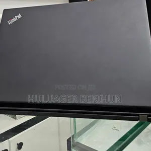 New Laptop Lenovo ThinkPad t495s 16GB AMD Ryzen 7 SSD 512GB