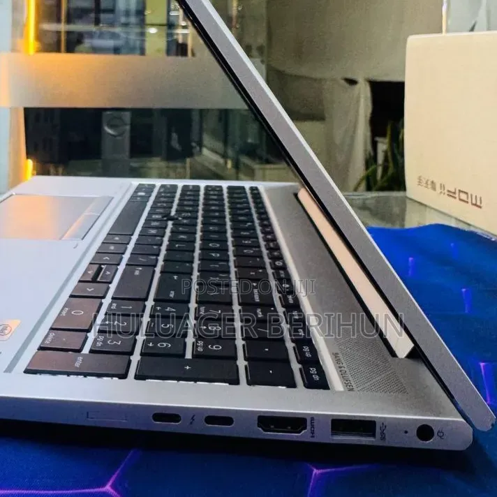 New Laptop HP EliteBook 840 G10 16GB Intel Core i7 SSD 512GB