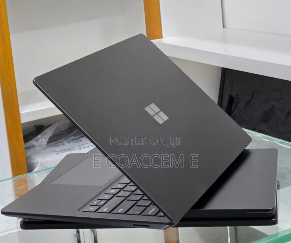 New Laptop Microsoft Surface Laptop 5 16GB Intel Core i7 SSD 512GB