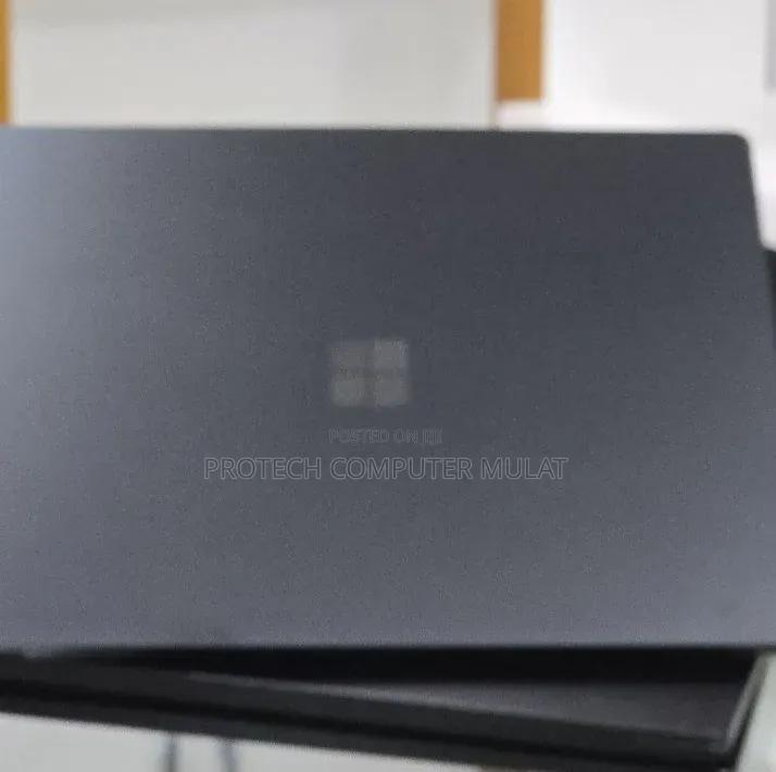 New Laptop Microsoft Surface Laptop 5 16GB Intel Core i7 SSD 512GB
