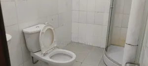 3bdrm Apartment in Barok, Kirkos for rent