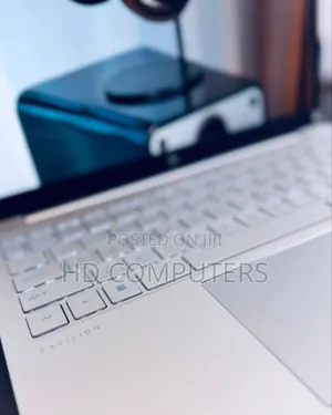 New Laptop HP Pavilion 15 16GB Intel Core i5 SSD 1T