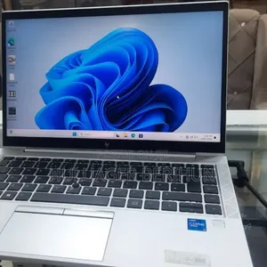 New Laptop HP EliteBook 840 G8 16GB Intel Core i5 SSD 512GB