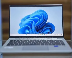 New Laptop HP EliteBook 640 G9 16GB Intel Core i7 SSD 512GB