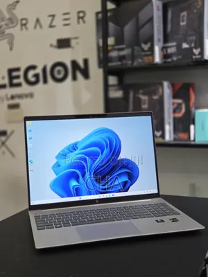 New Laptop HP Pavilion 15t 16GB Intel Core i7 SSD 1T