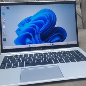 New Laptop HP EliteBook 840 G8 16GB Intel Core i7 SSD 512GB
