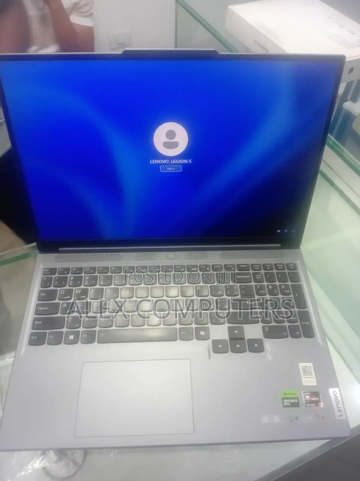 New Laptop Lenovo Legion 5 16GB AMD Ryzen 7 SSD 1T