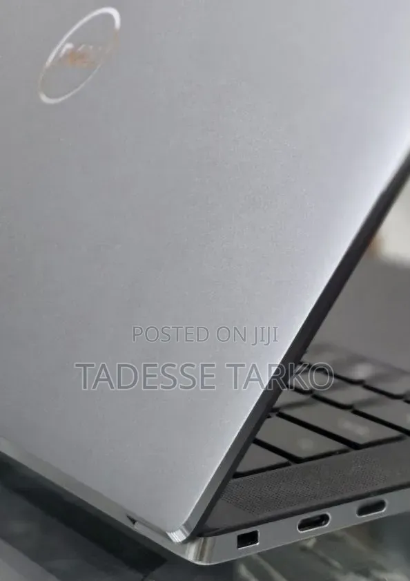 New Laptop Dell Precision 5550 16GB Intel Core i7 SSD 512GB