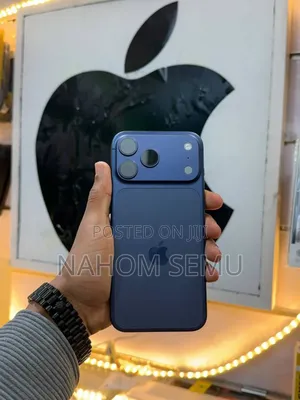 New Apple iPhone 17 Pro Max 256 GB Black
