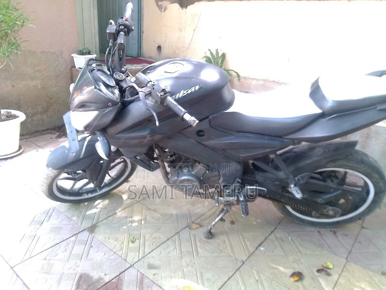Bajaj Pulsar 2010 Black
