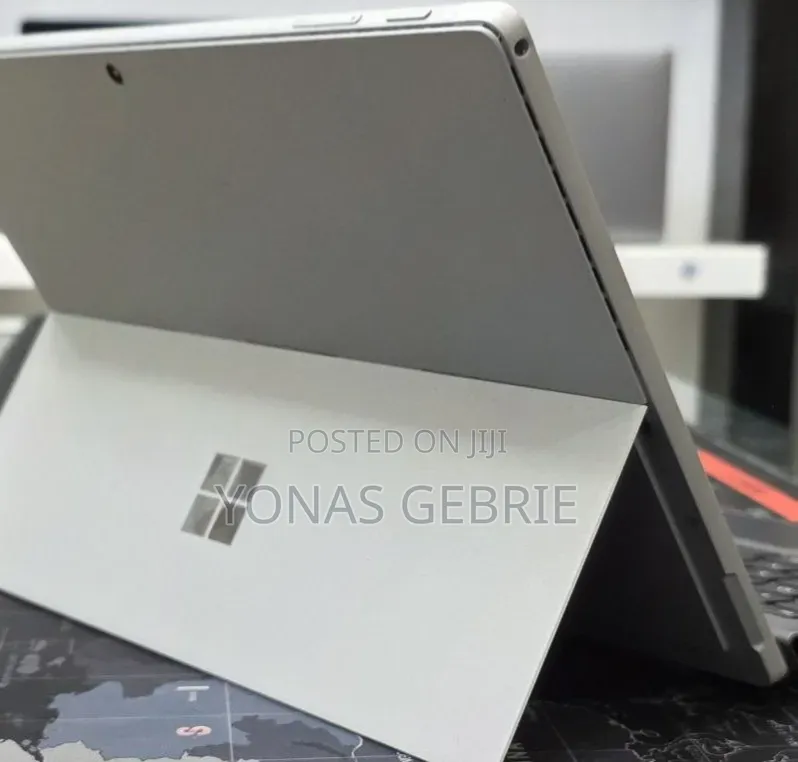 New Laptop Microsoft Surface 16GB Intel Core i7 SSD 512GB