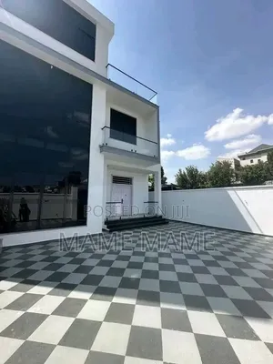7bdrm House in Addis Abeba, Bole for sale
