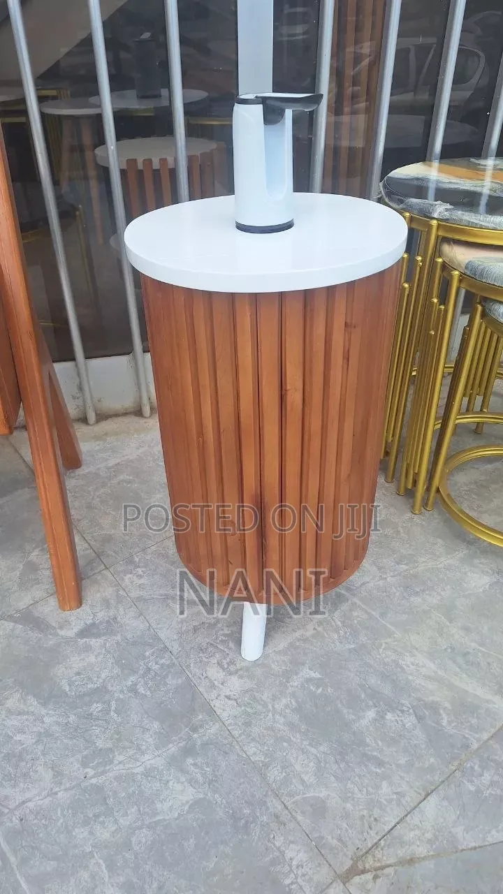 Water Jar Holder