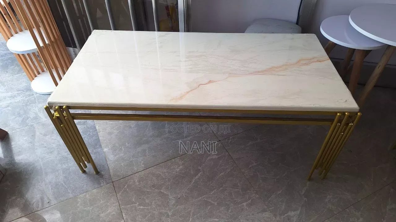 Center Table(Epoxy)