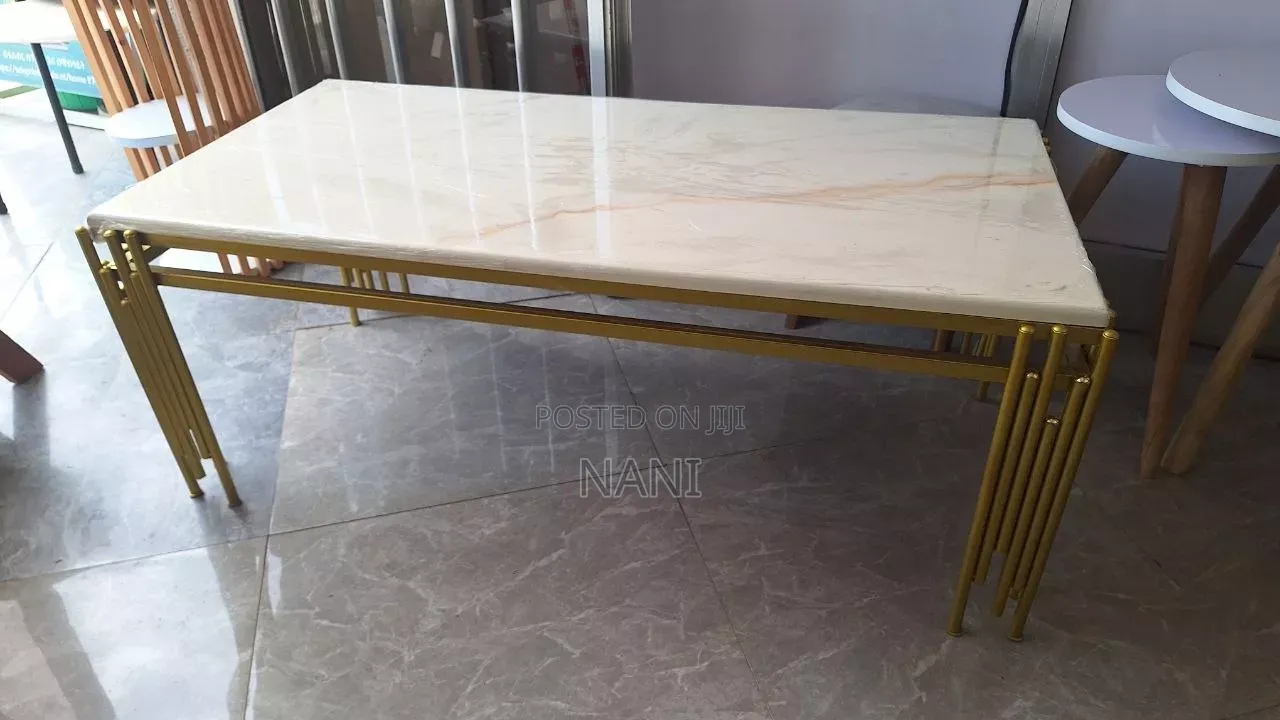 Center Table(Epoxy)