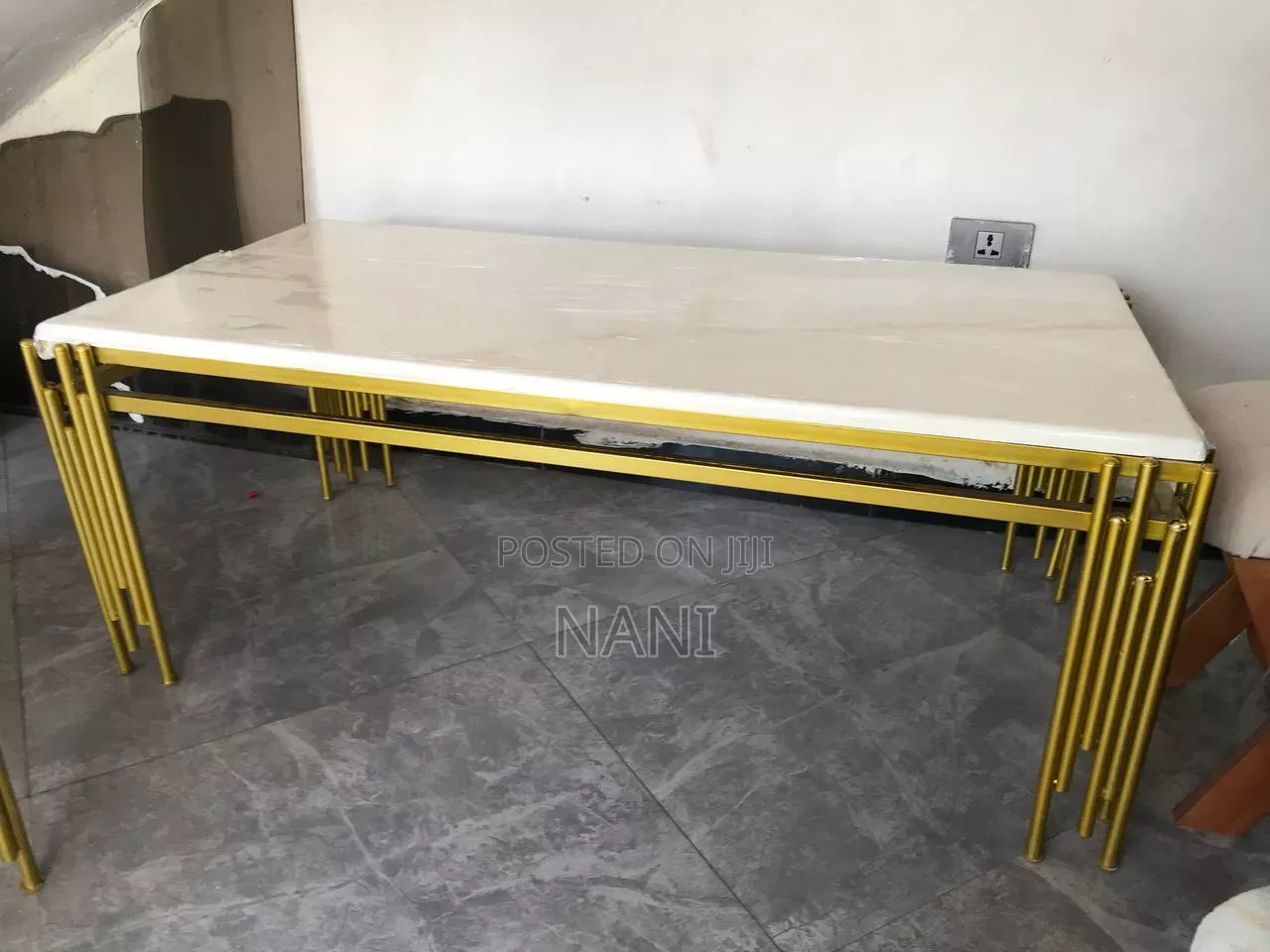 Center Table(Epoxy)