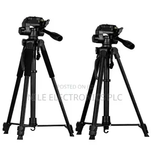 Cegor F-360t Tripod With a 3-Way Fluid Effect Head in Black