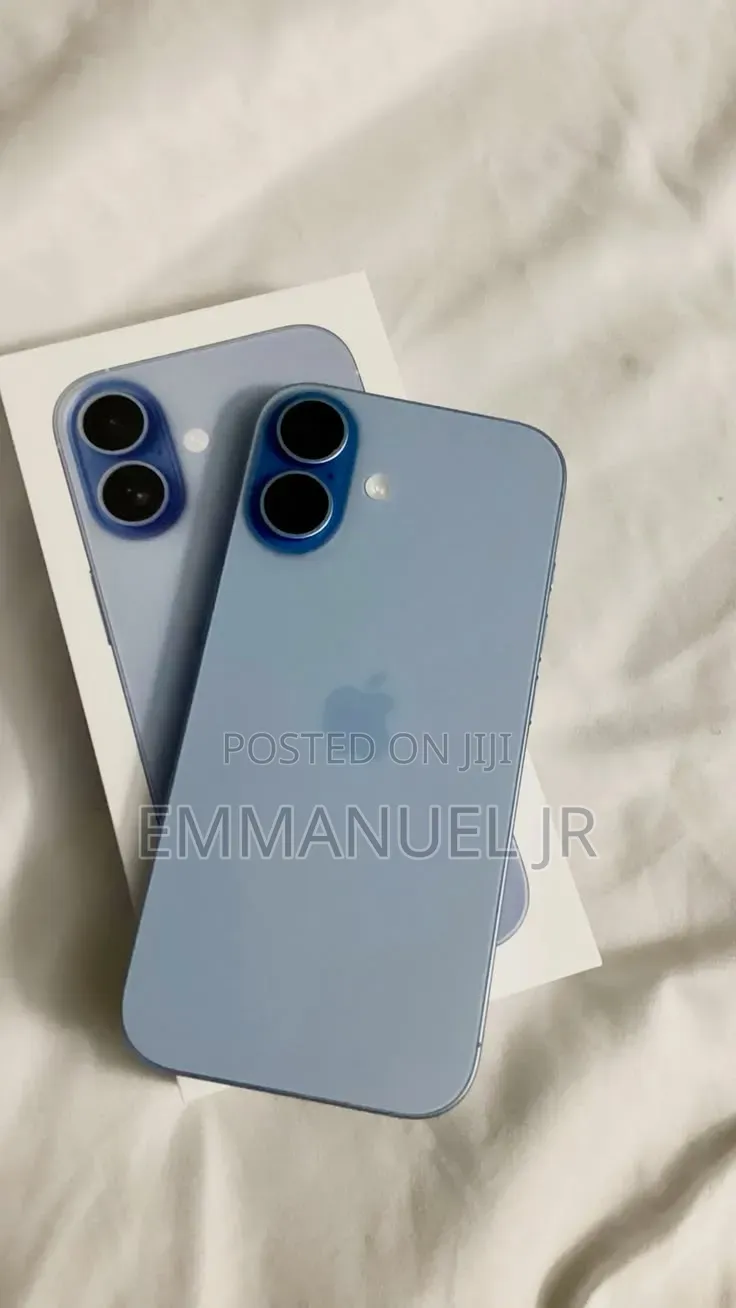 New Apple iPhone 17 256 GB Blue