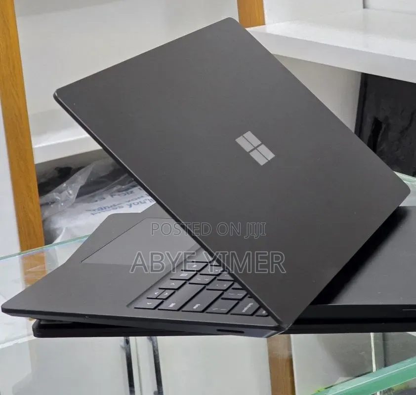 New Laptop Microsoft Surface Laptop 5 16GB Intel Core i7 SSD 512GB