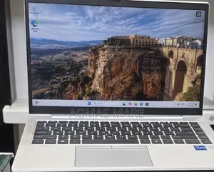 New Laptop HP EliteBook 840 G8 16GB Intel Core i7 SSD 512GB