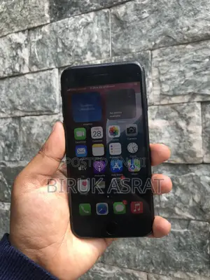 Apple iPhone SE (2022) 64 GB Blue