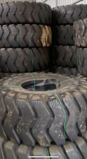 23.5-25 20 Pr Triangle Tyre Nylon