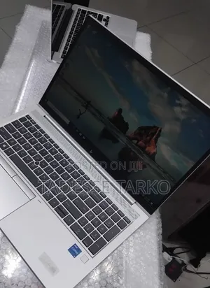 New Laptop HP EliteBook 850 G8 16GB Intel Core i5 SSD 512GB