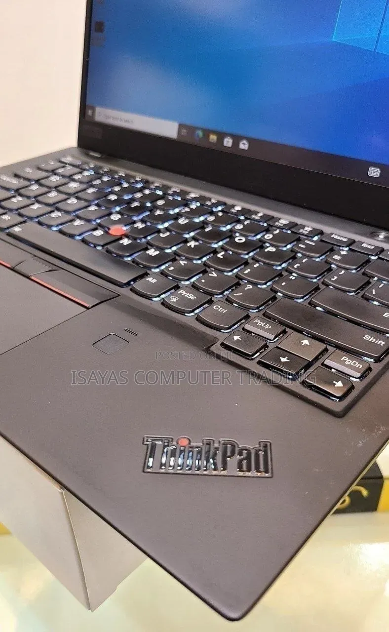 New Laptop Lenovo ThinkPad X1 Carbon 8GB Intel Core i5 SSD 256GB