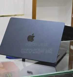 New Laptop Apple MacBook Pro 2024 M4 16GB Apple M4 SSD 256GB