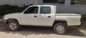 Toyota Hilux 1998 White