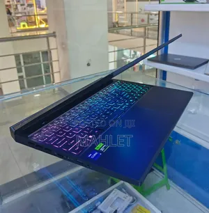 New Laptop Acer Predator Helios 16 16GB Intel Core i9 SSD 1T