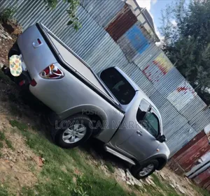Mitsubishi L200 2008 Silver