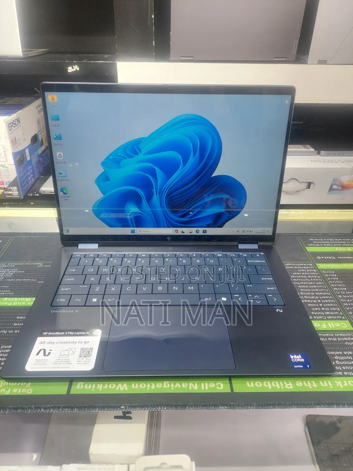 New Laptop HP OmniBook X Flip 14" 16GB Intel Core Ultra 7 SSD 1T