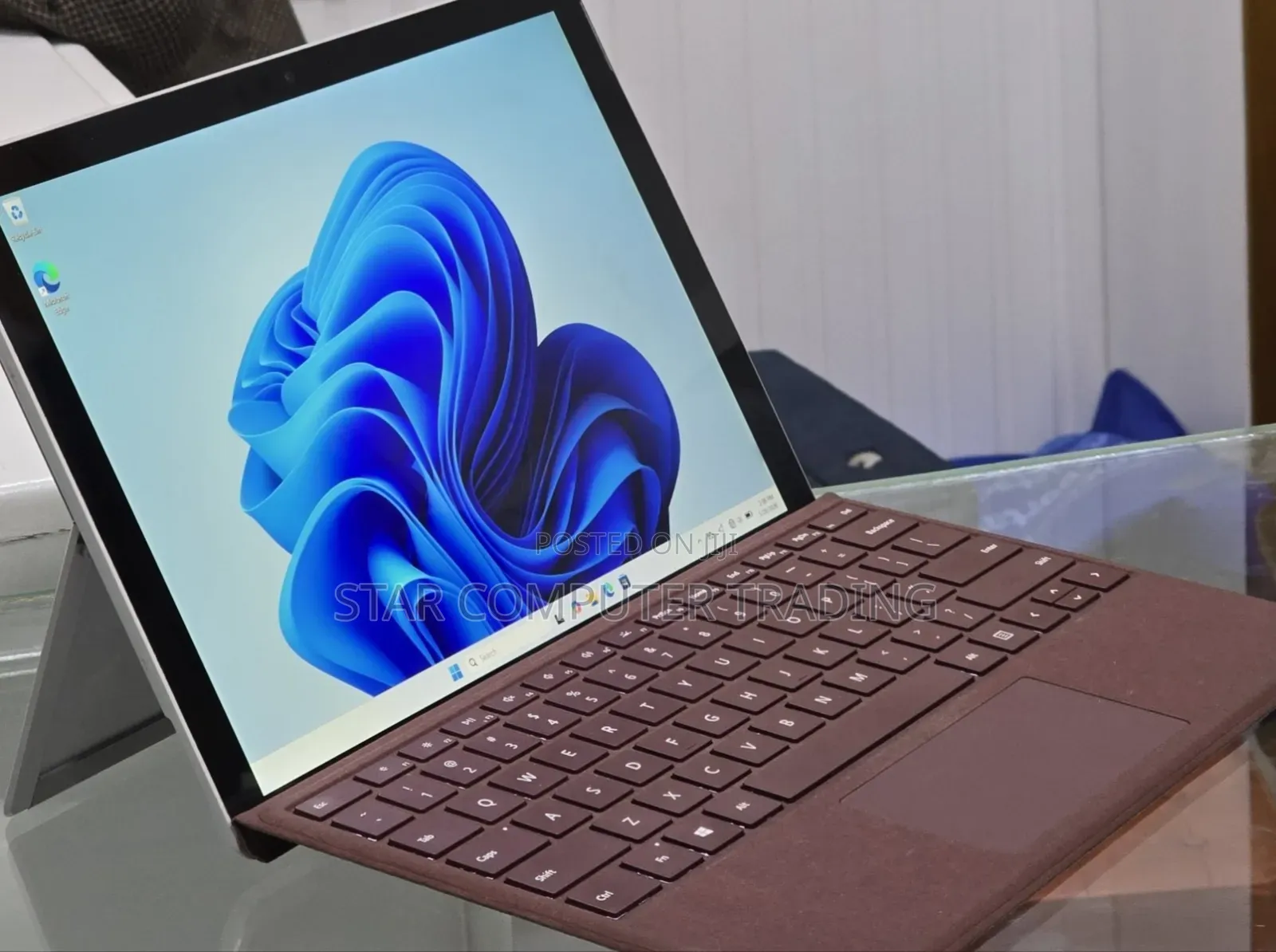New Laptop Microsoft Surface Pro 6 8GB Intel Core i5 SSD 128GB