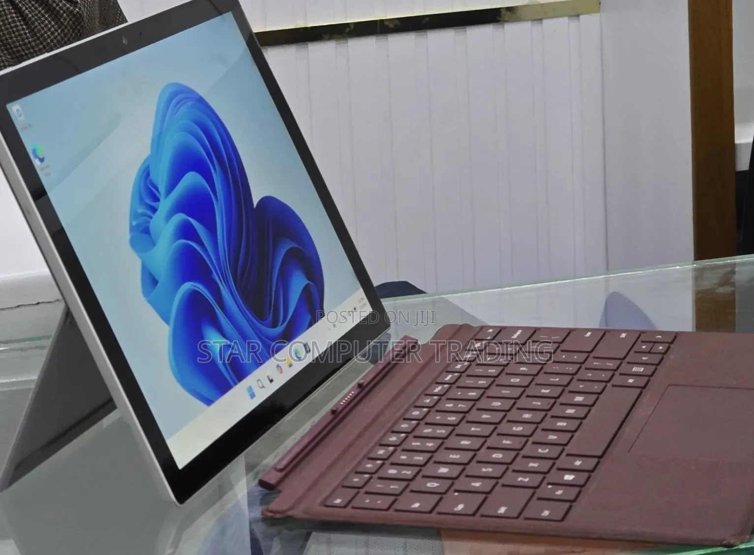 New Laptop Microsoft Surface Pro 6 8GB Intel Core i5 SSD 128GB