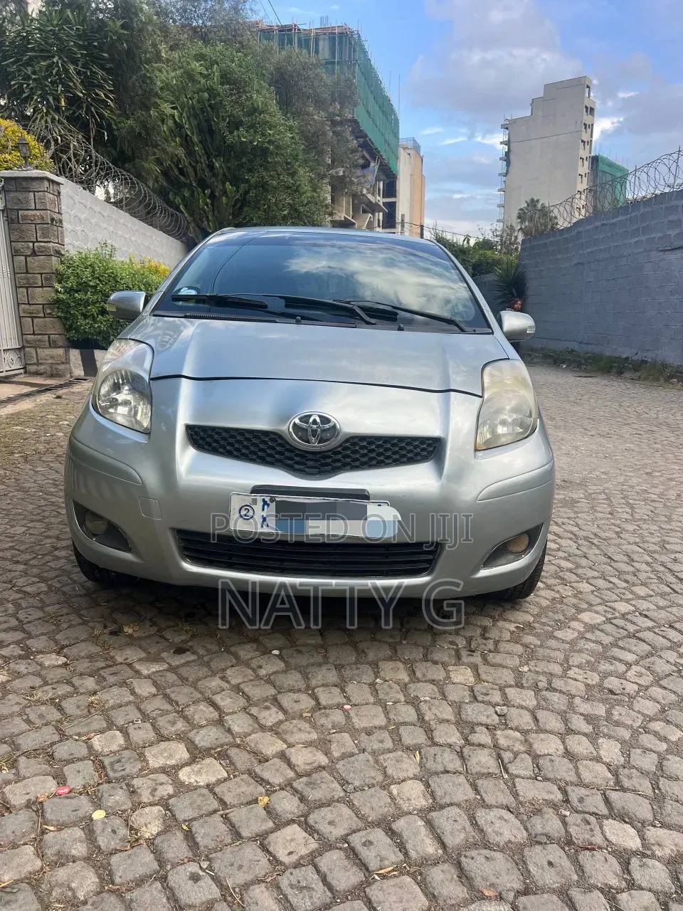 Toyota Yaris 2010 Gray