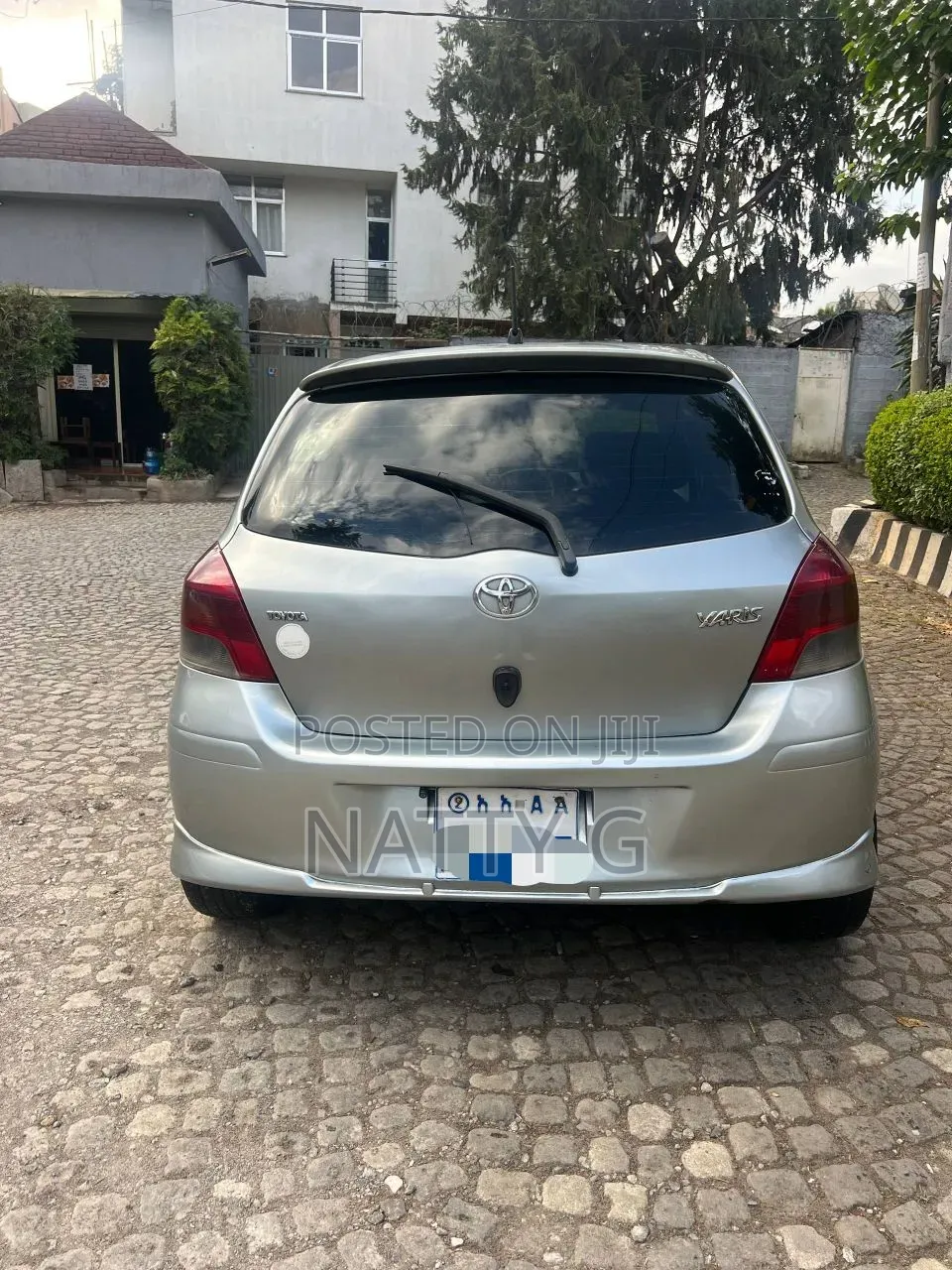 Toyota Yaris 2010 Gray