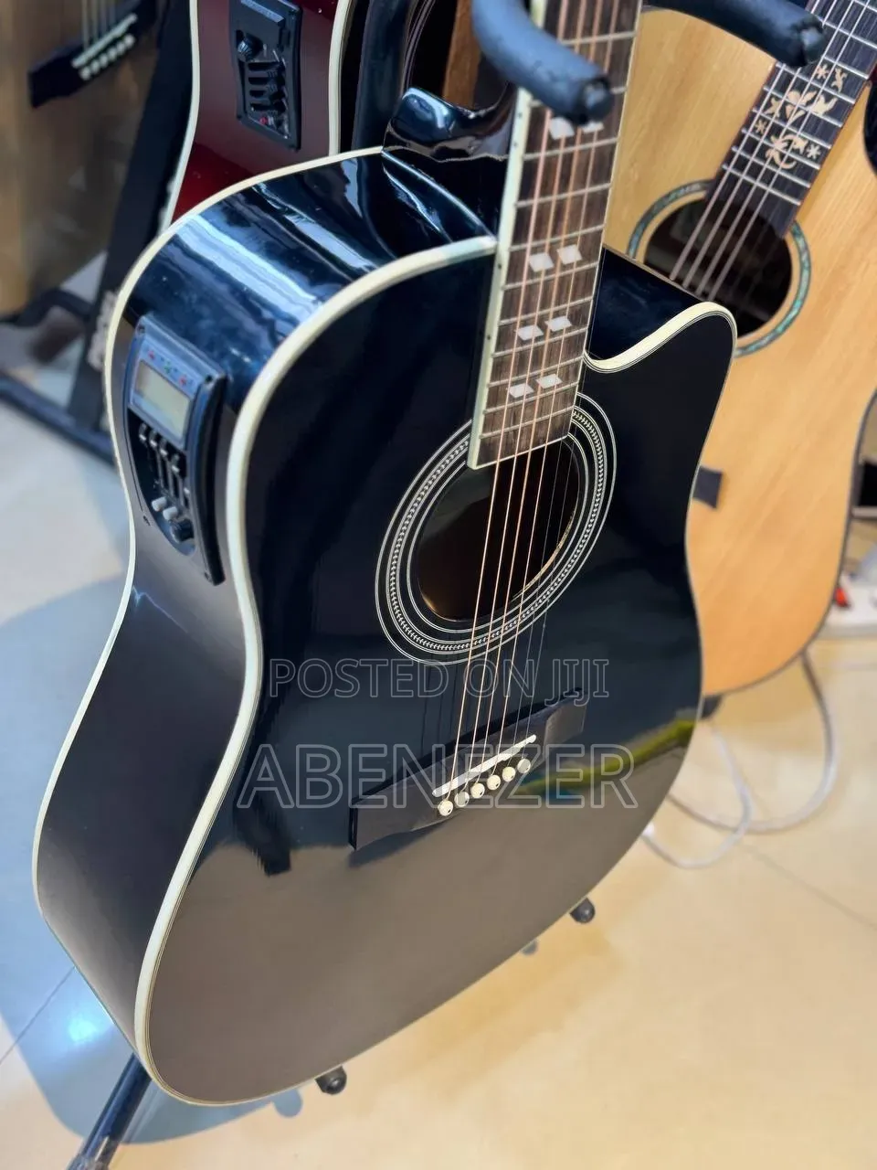 Yamaha F6000eq Semi Acostic Guitar