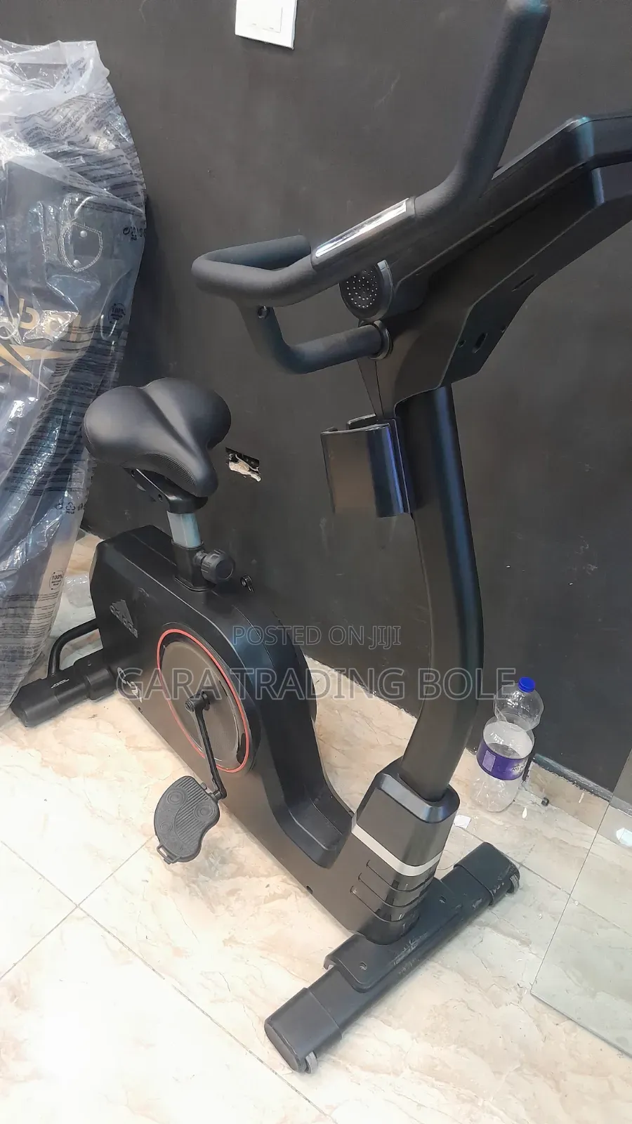 ጤናዎ በቤቶ ሌሎችም እቃዎች አሉን አዲዳስ