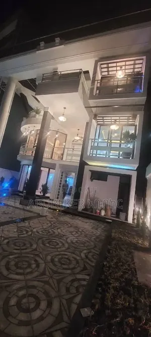 Furnished 12bdrm Mansion in Kirkos for sale