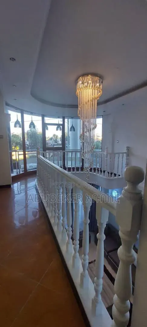 Furnished 12bdrm Mansion in Kirkos for sale