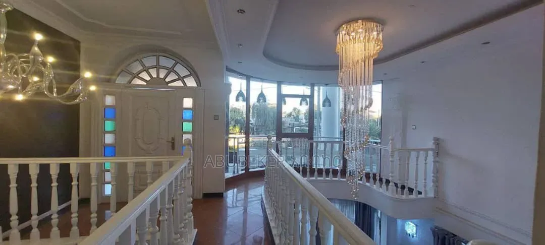 Furnished 12bdrm Mansion in Kirkos for sale