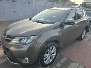 Toyota RAV4 2015