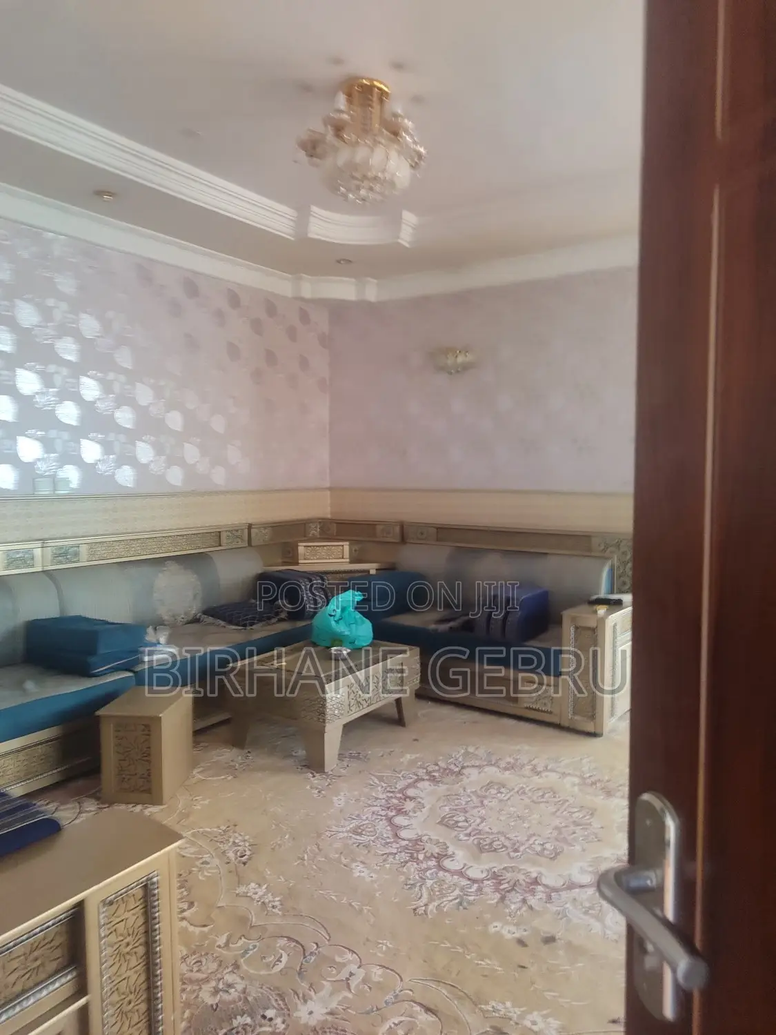 Furnished 7bdrm House in G+2 House, Bole for rent