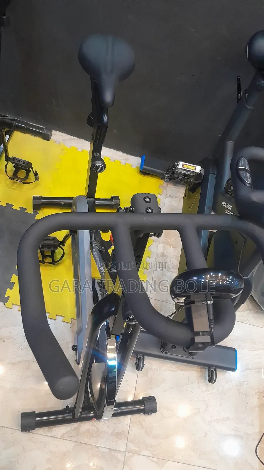 Reebok Fitness Bike for Cardio Weight Loss ቤቶ ዘመናዊ ማሽን ጤናዎን ይጠብቁ