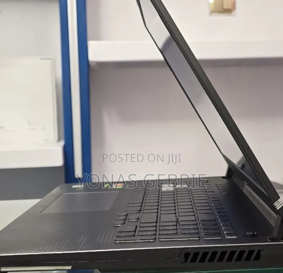 New Laptop Asus G71G 16GB AMD Ryzen 9 SSD 1T