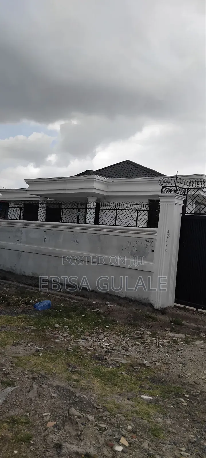 Furnished 6bdrm Farm House in Oromia-Finfinne for sale