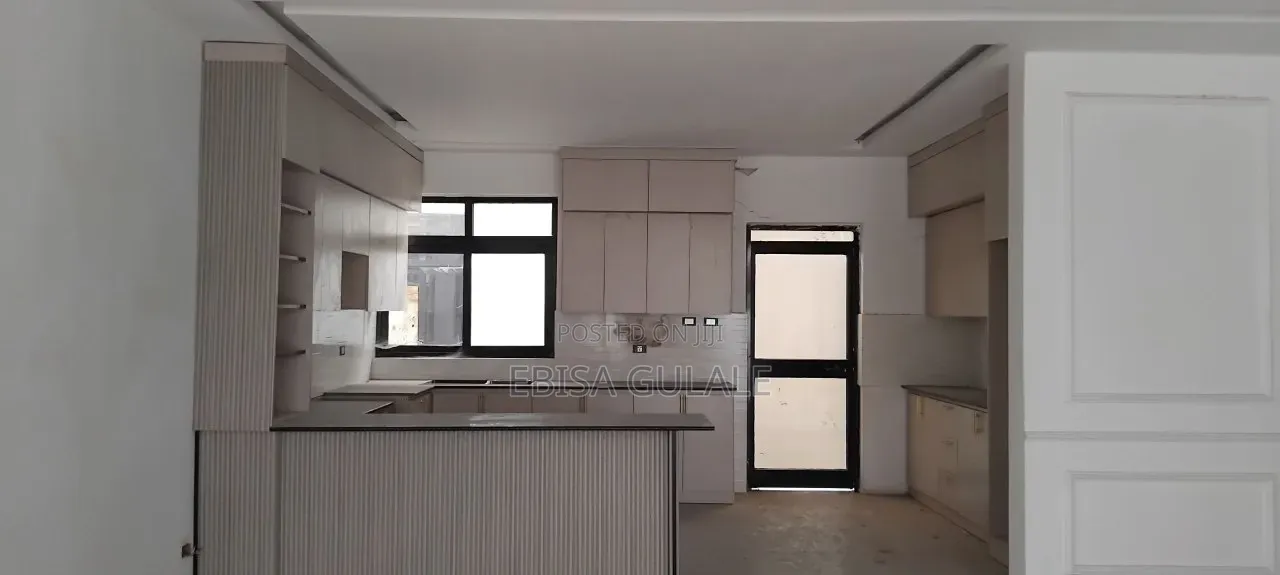 Furnished 6bdrm Farm House in Oromia-Finfinne for sale