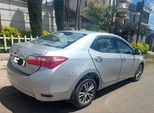 Toyota Corolla 2015 Silver
